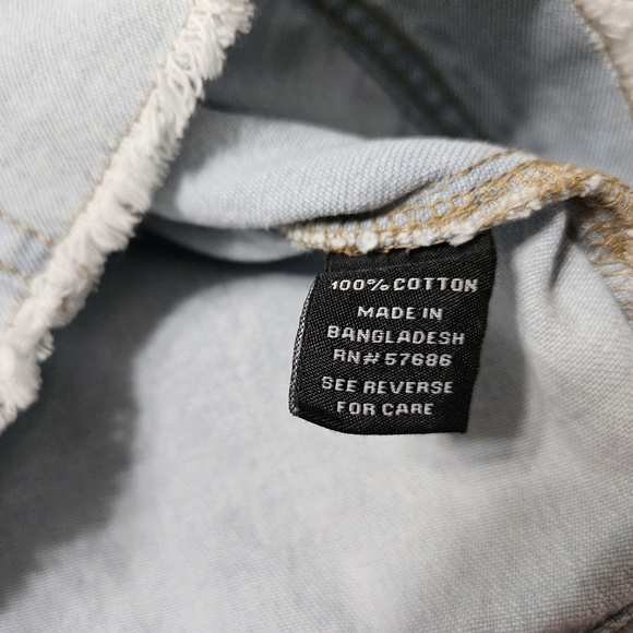 NWT Look Light Wash Blue Denim Jacket Distressed Button Down, Size 2X - Picture 7 of 9